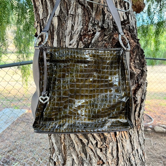 Croc-Embossed Brighton Green Hobo Tote Bag - Picture 3 of 6